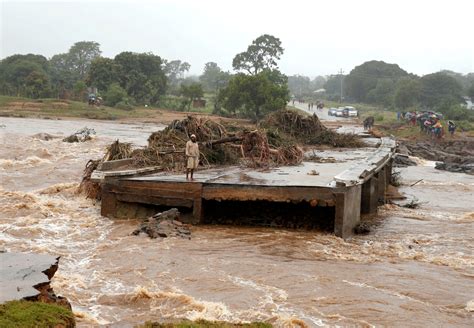 causes of floods in south africa